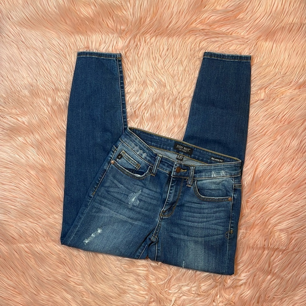 Judy Blue Relaxed Fit Jean Size 5/27